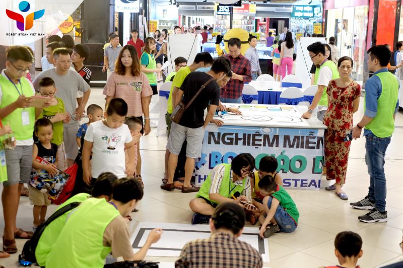 robot giáo dục